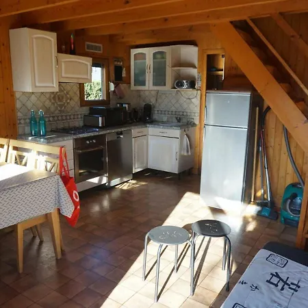 Avec Piscine Chauffee, Tennis Et Jardin Clos, A 1700m De La De - Fr-1-465-22 * Cabourg